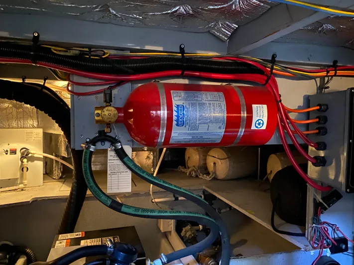 Aqua Holic Yacht Photos Pics 