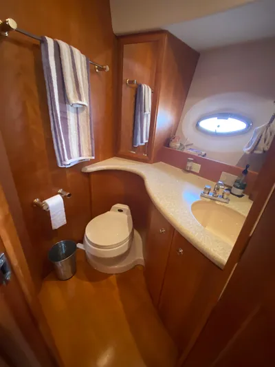 Aqua Holic Yacht Photos Pics 