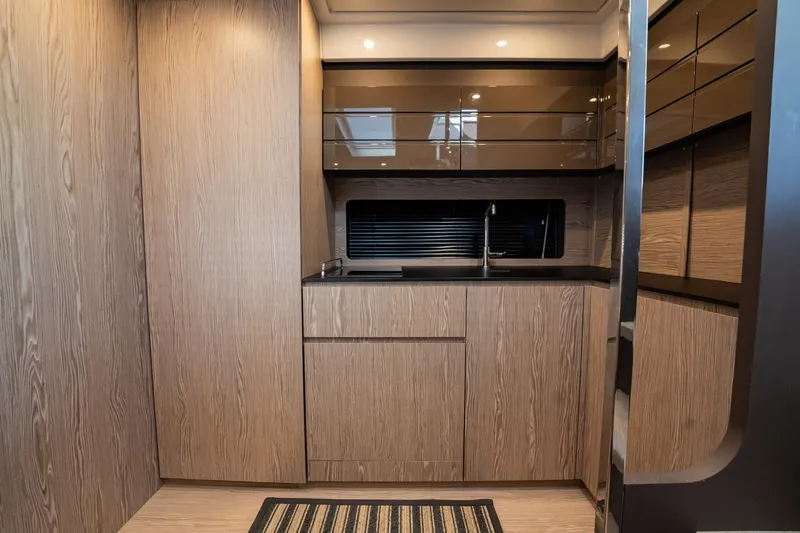 Daily Dose Yacht Photos Pics 