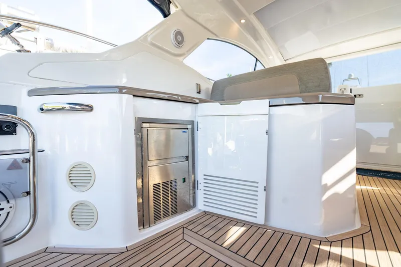 Daily Dose Yacht Photos Pics 