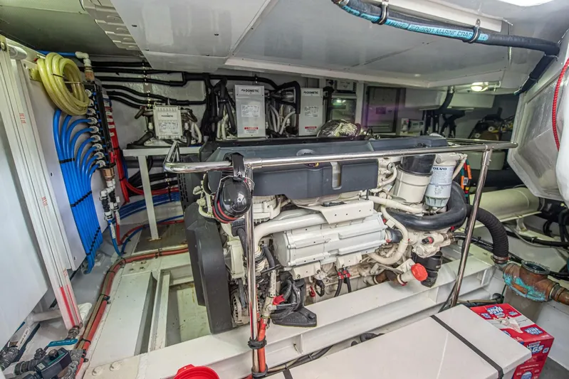 Well Done Yacht Photos Pics 2018 Belize 54 Daybridge - Image 74