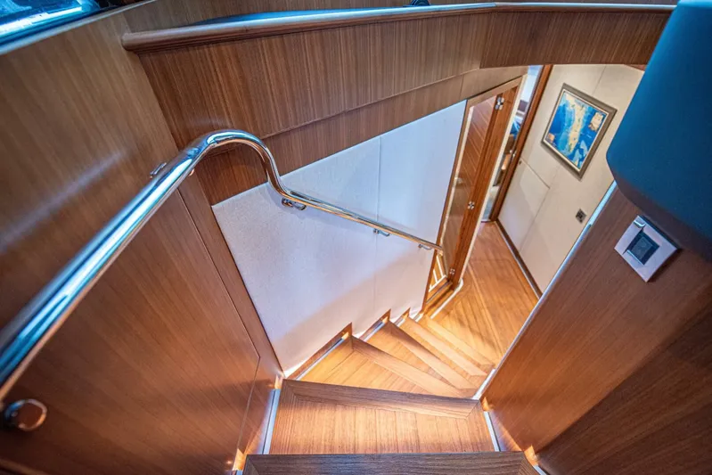 Well Done Yacht Photos Pics 2018 Belize 54 Daybridge - Image 49