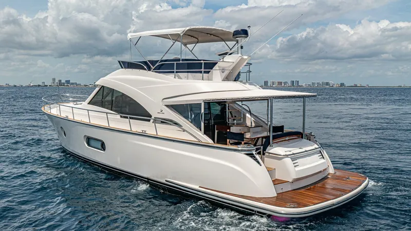 Well Done Yacht Photos Pics 2018 Belize 54 Daybridge - Image 10