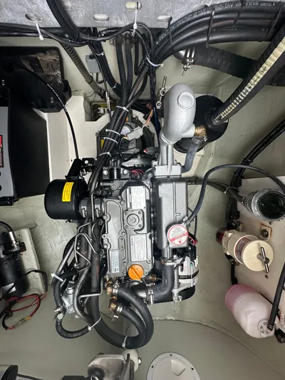 Mila Ann Yacht Photos Pics 