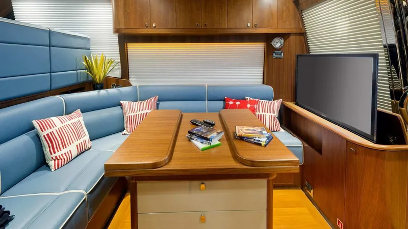  Yacht Photos Pics 2026 Belize 54 Sedan - Image 6