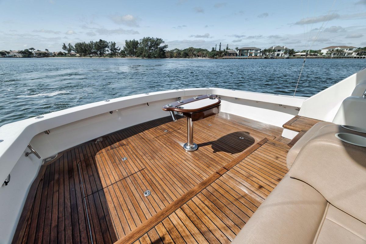 2009 Viking 54 