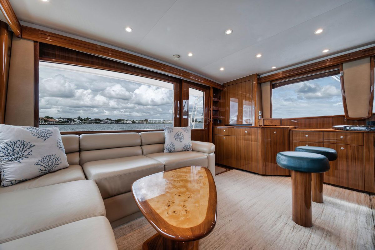 2009 Viking 54 