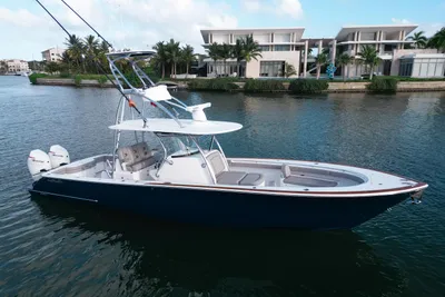 Valhalla Boatworks V-37
