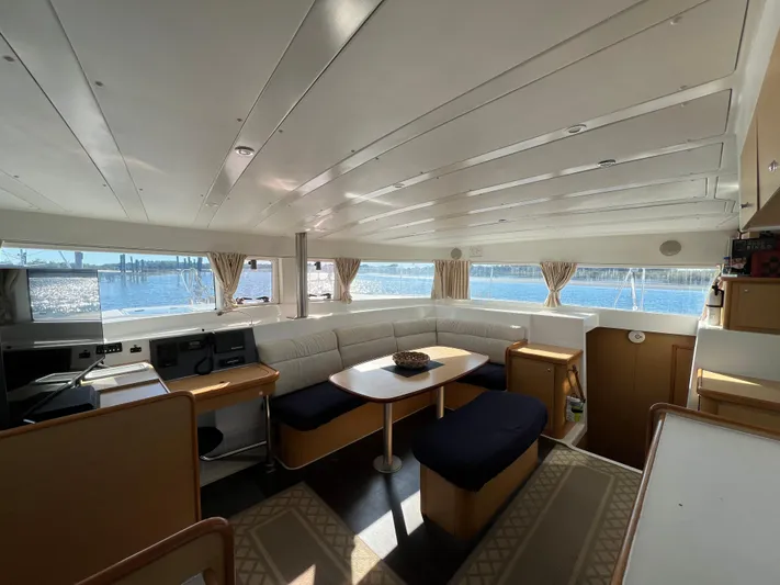 Sunbear Yacht Photos Pics 