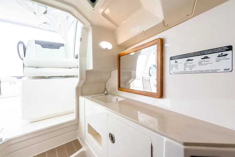  Yacht Photos Pics Manufacturer Provided Image