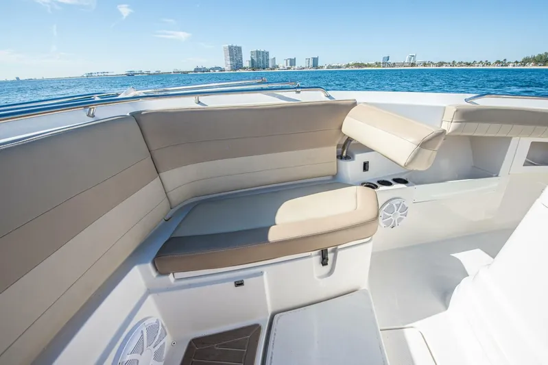 Why The Fish Knot Yacht Photos Pics 2019 Sailfish 360 Cc - Image 21