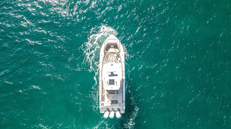 Why The Fish Knot Yacht Photos Pics 2019 Sailfish 360 Cc - Image 15