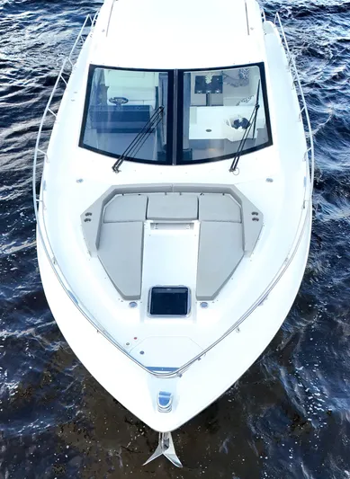 Ocean View Yacht Photos Pics Bow Area