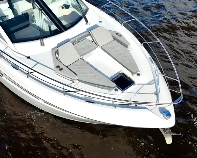 Ocean View Yacht Photos Pics Bow Seating - Loungers