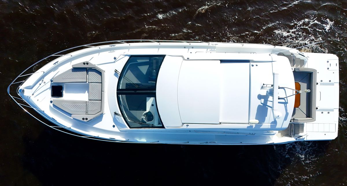 2020 Cruisers Yachts 50 