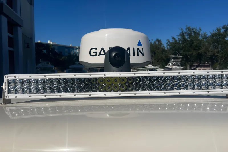  Yacht Photos Pics 2010 Pursuit C 280 Center Console with Garmin radar and LED light bar.