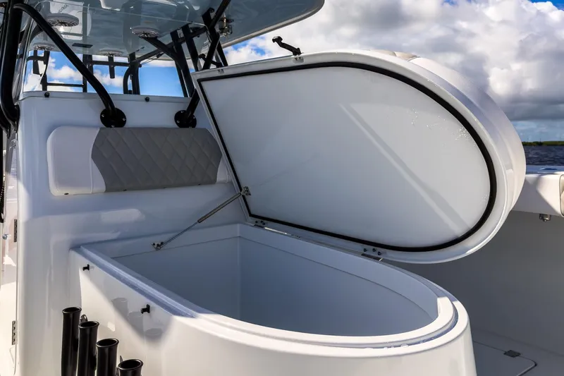 Electric Bill Yacht Photos Pics Freeman 34 Electric Bill - Storage