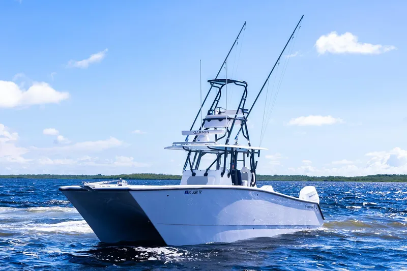 Electric Bill Yacht Photos Pics Freeman 34 Electric Bill - Bow Port Profile