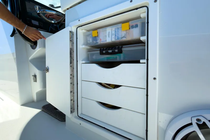 Electric Bill Yacht Photos Pics Freeman 34 Electric Bill - Cockpit