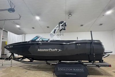 MasterCraft XStar