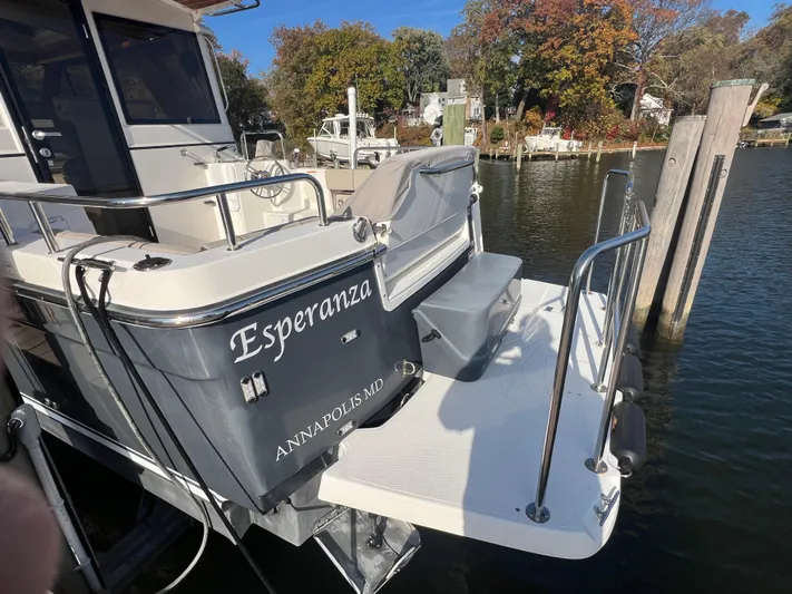 Esperanza Yacht Photos Pics 