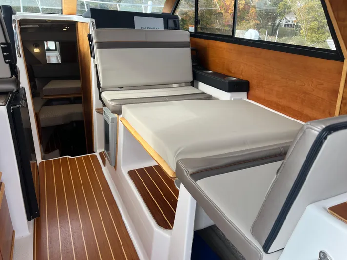 Esperanza Yacht Photos Pics 