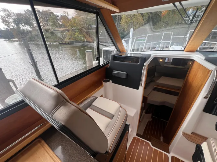 Esperanza Yacht Photos Pics 