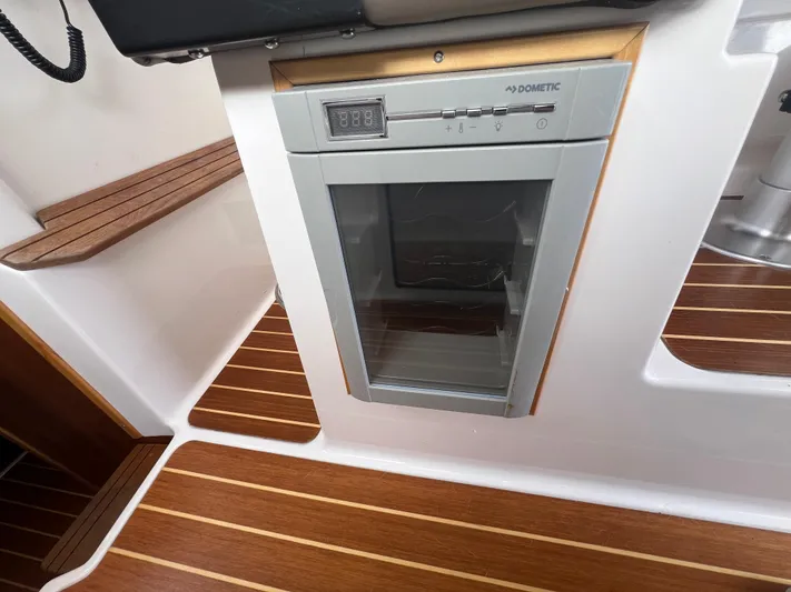 Esperanza Yacht Photos Pics 