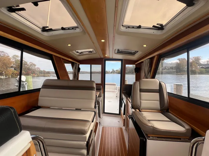 Esperanza Yacht Photos Pics 