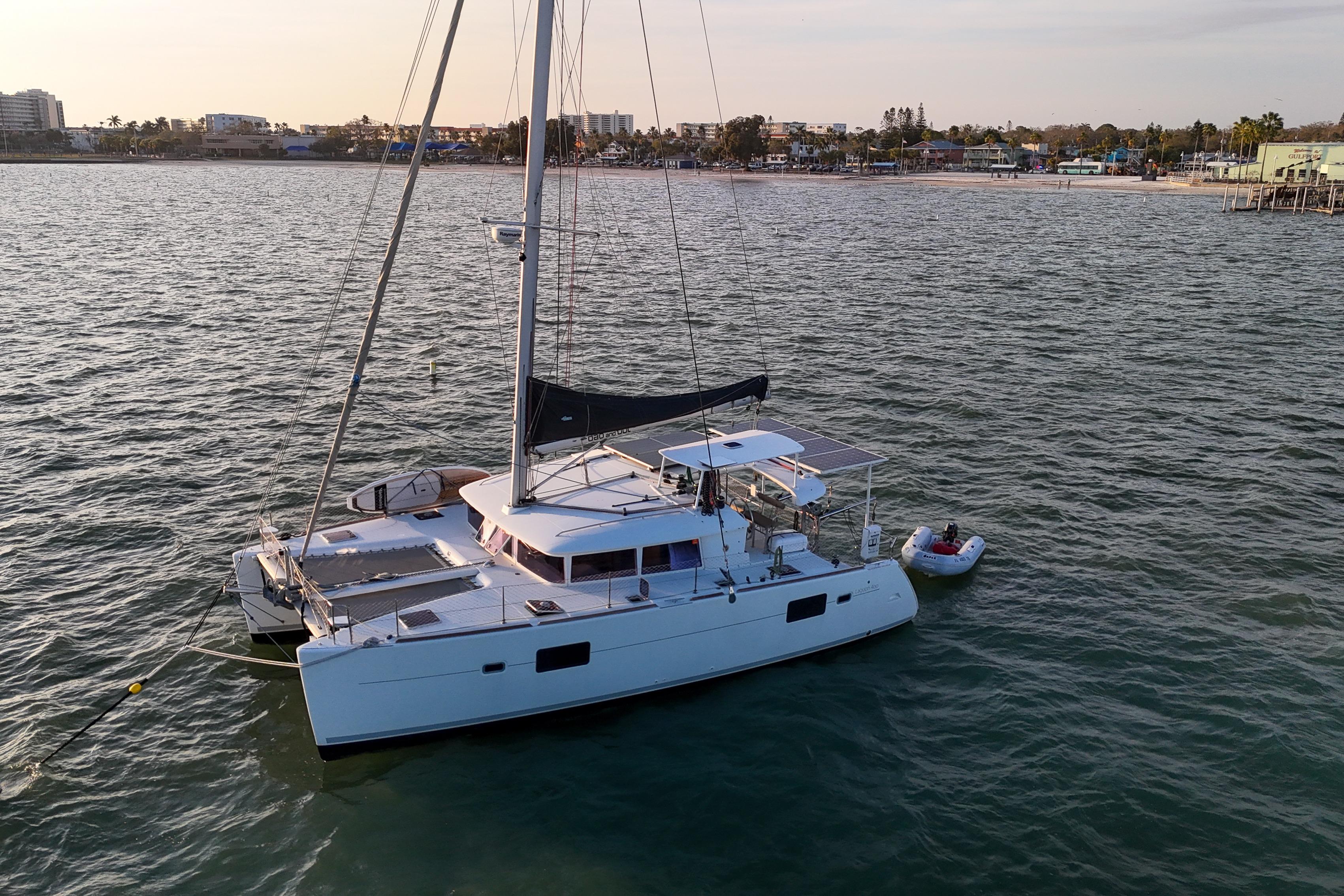 2011 Lagoon 400