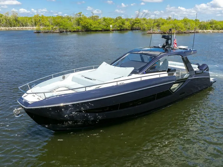 Our Trade Yacht Photos Pics 2025 Azimut Verve 48 - Image 10