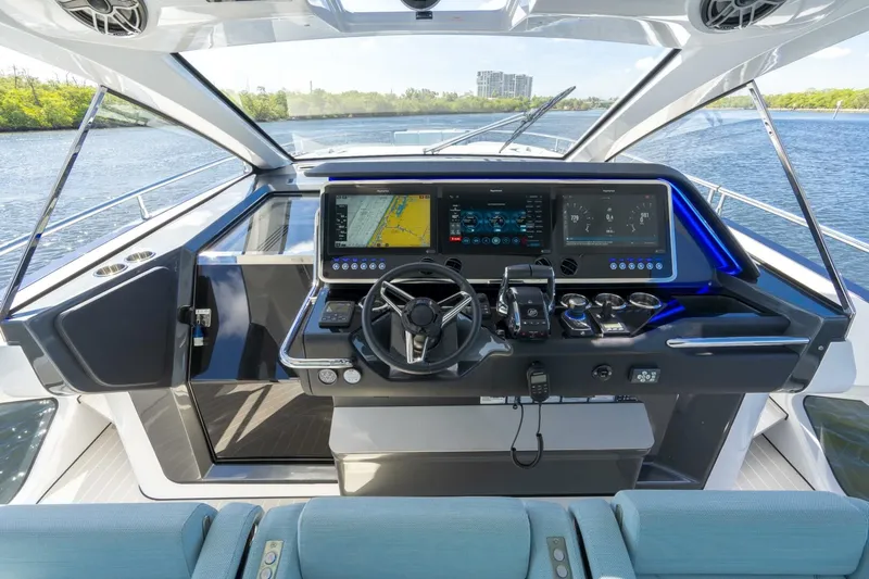 Our Trade Yacht Photos Pics 2025 Azimut Verve 48 - Image 29