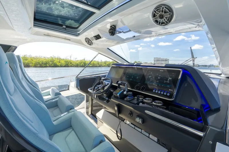 Our Trade Yacht Photos Pics 2025 Azimut Verve 48 - Image 27