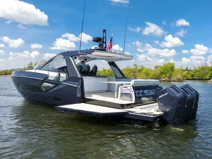 Our Trade Yacht Photos Pics 2025 Azimut Verve 48 - Image 8