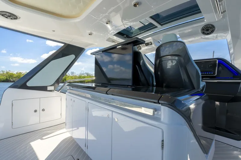 Our Trade Yacht Photos Pics 2025 Azimut Verve 48 - Image 26