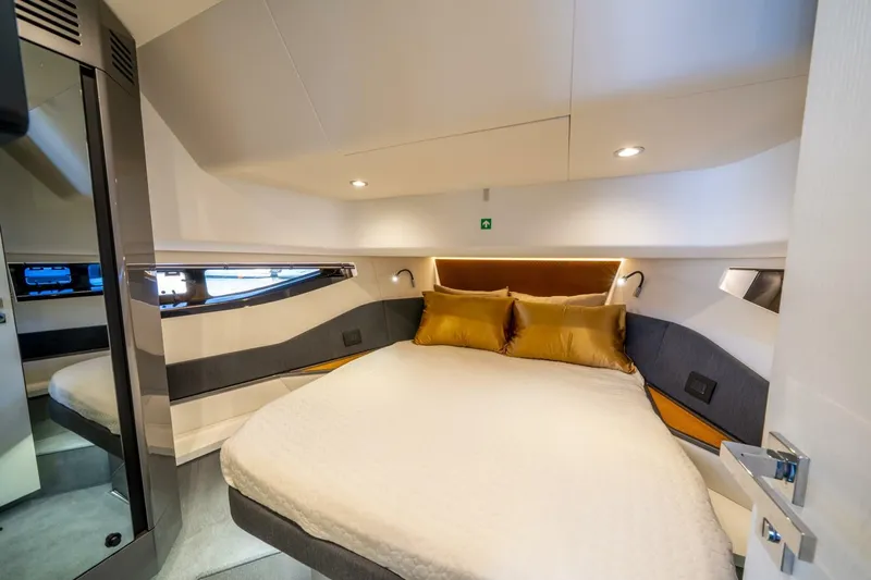 Our Trade Yacht Photos Pics 2025 Azimut Verve 48 - Image 40