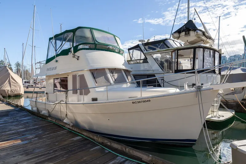 Instead Of Yacht Photos Pics 
