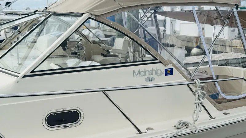 Liliko'i Yacht Photos Pics 2007 Mainship Pilot 30-11 - Image 3