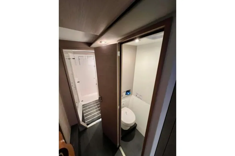 Amihan Yacht Photos Pics Interior view of 2023 Fountaine Pajot Isla 40 yacht bathroom with modern design.