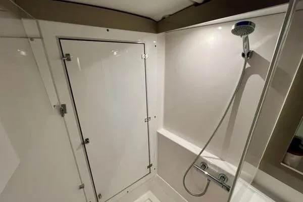 Amihan Yacht Photos Pics Modern shower area in 2023 Fountaine Pajot Isla 40 catamaran bathroom.