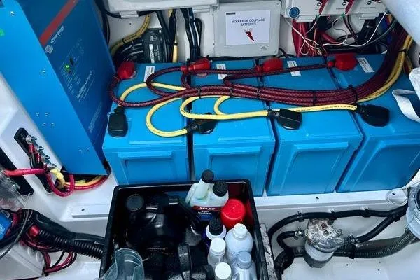 Amihan Yacht Photos Pics Electrical system of 2023 Fountaine Pajot Isla 40 catamaran with batteries and wiring.