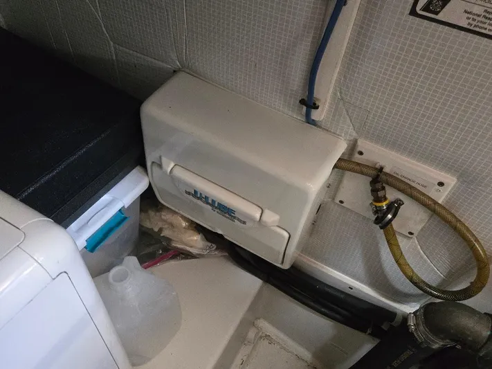 Ecola Yacht Photos Pics 