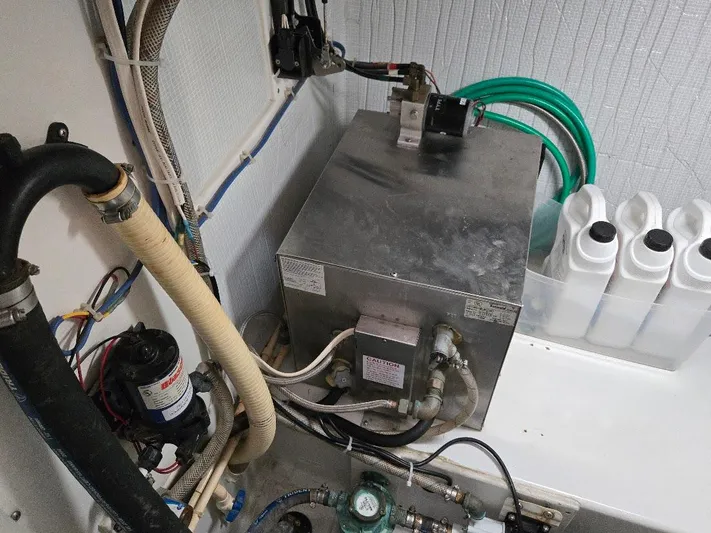 Ecola Yacht Photos Pics 