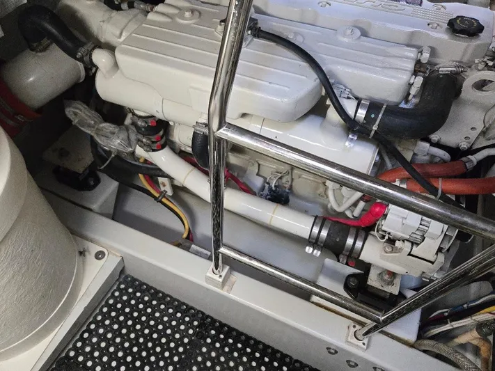 Ecola Yacht Photos Pics 