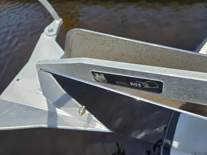 Ecola Yacht Photos Pics 