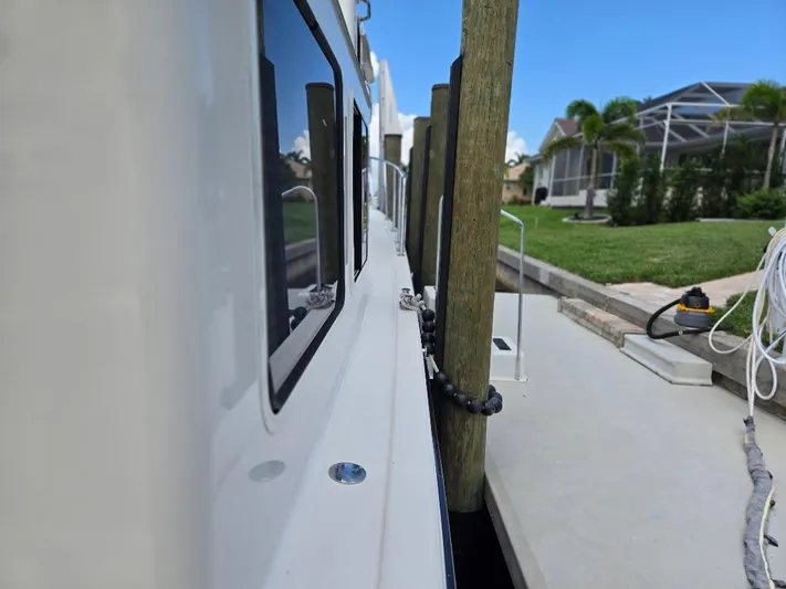 Ecola Yacht Photos Pics 