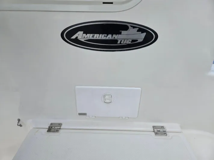 Ecola Yacht Photos Pics 