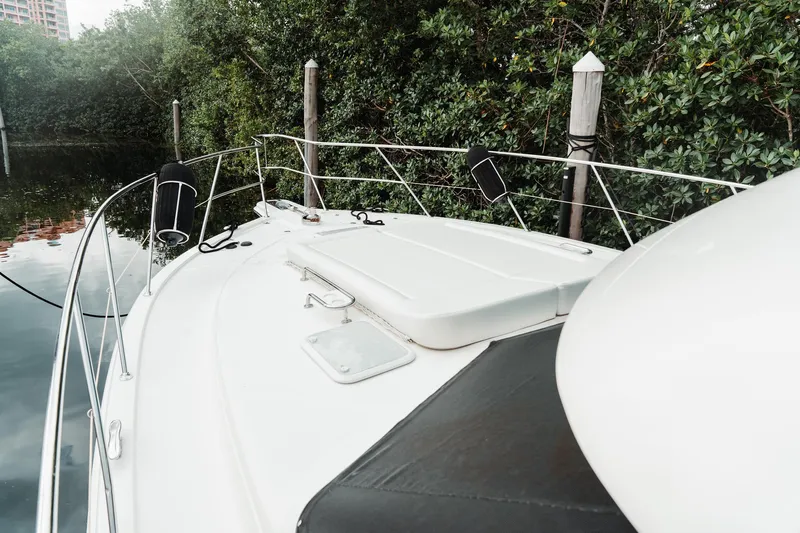 Taparo Yacht Photos Pics 