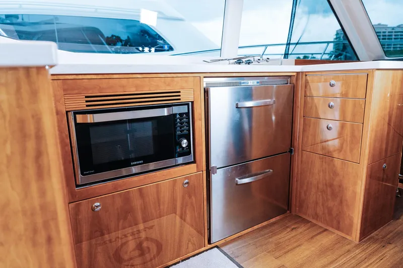 Taparo Yacht Photos Pics 