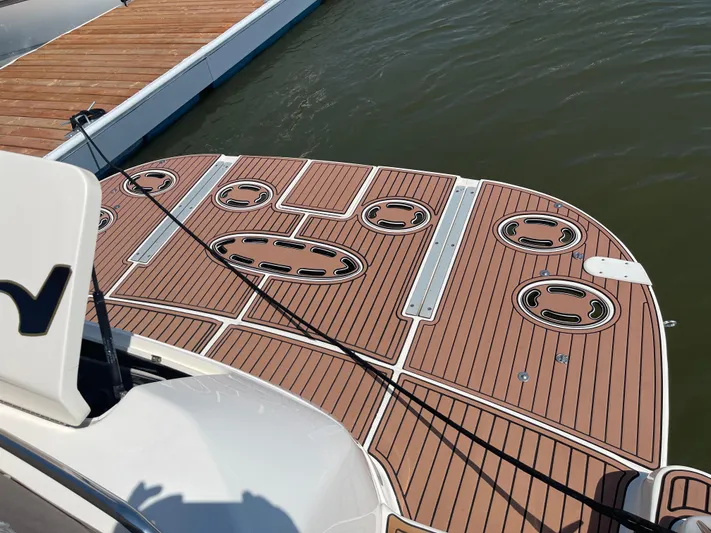 Mirage Yacht Photos Pics 